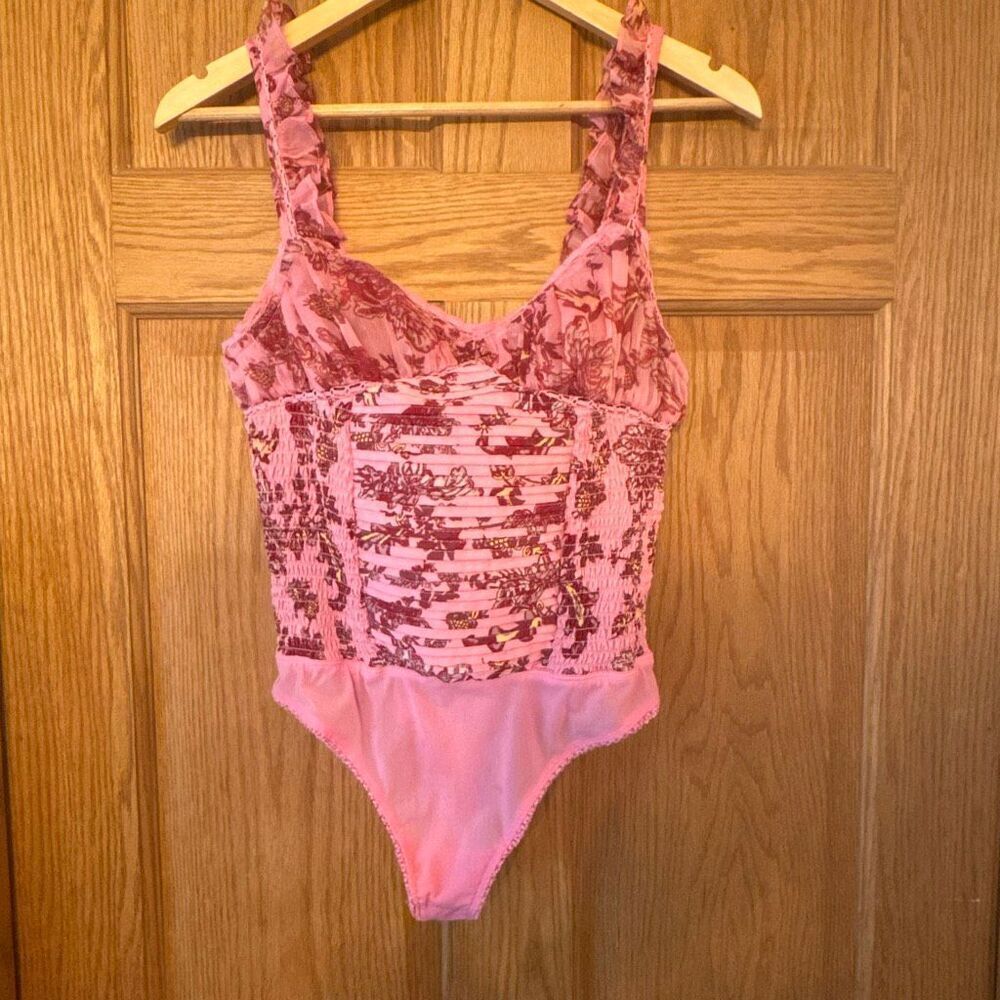 FREE PEOPLE Weekend Plans Pink Smocked Floral Ruffle Bodysuit - Picture 13 of 16
